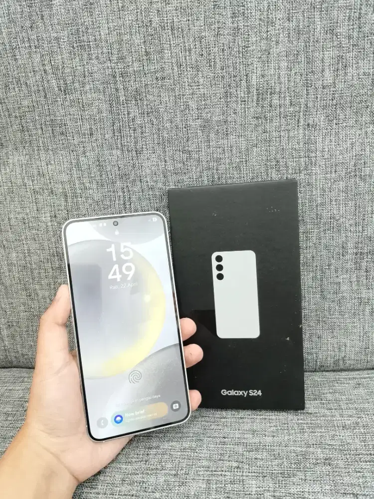 Samsung S24 8/256 Fulset ori no minus mulus