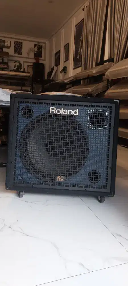 Ampli keyboard Roland KC-550