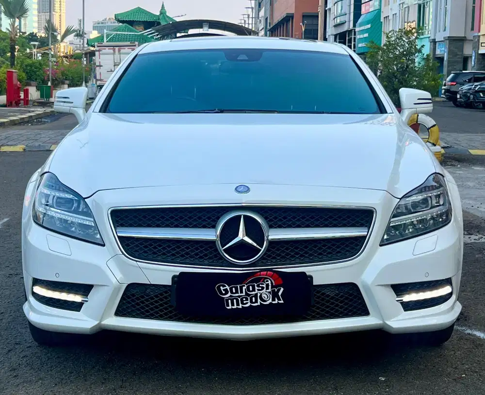 Mercedes Benz Mercy CLS350 CLS 350 AMG 2013 Antik Low Km Murah Bekas