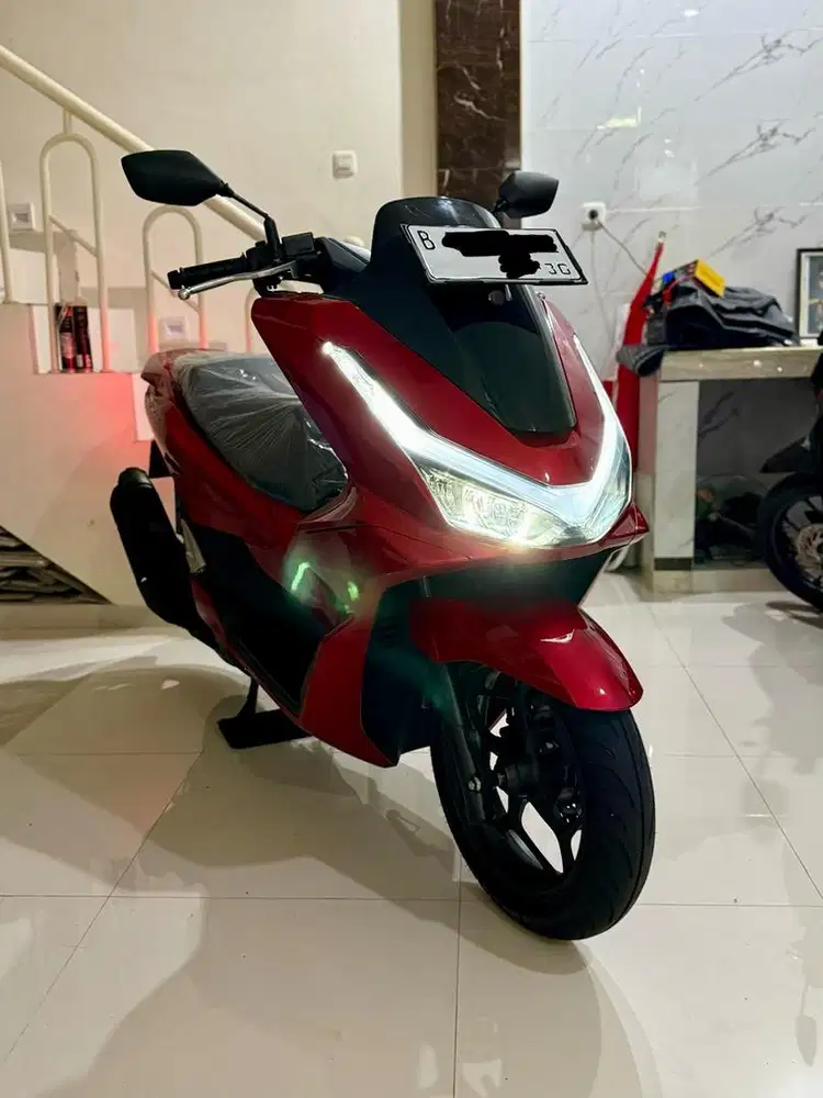 KM 300‼️ HONDA PCX 160 Keyless Merah Glossy Sporty TH 2025
