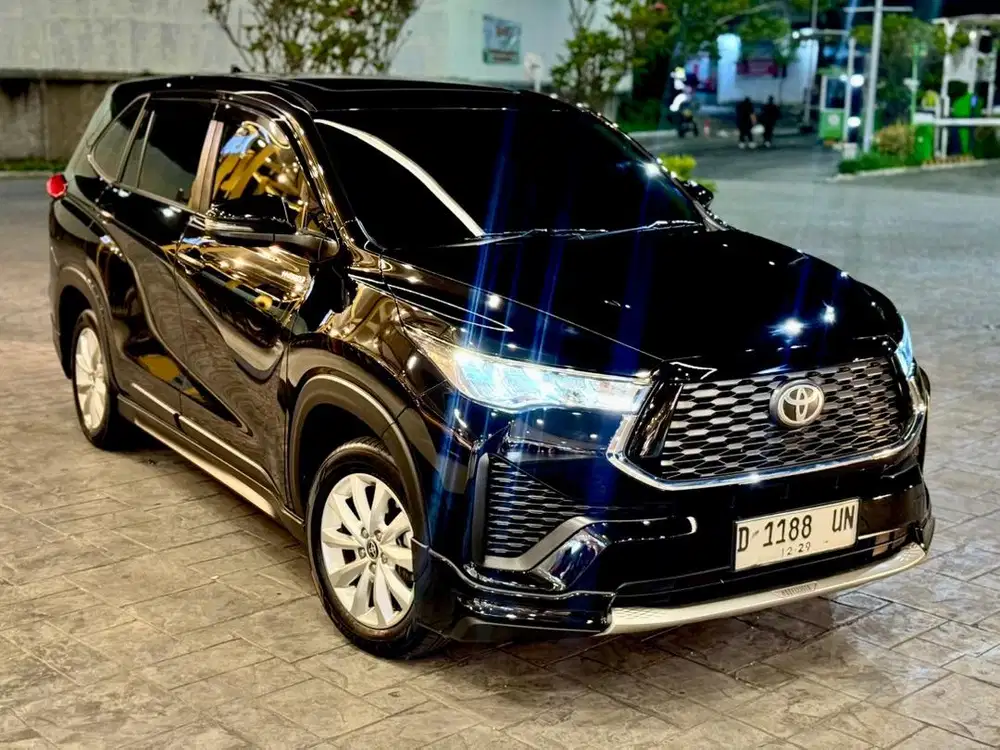 TOYOTA INNOVA ZENIX V HYBRID MODELSITA