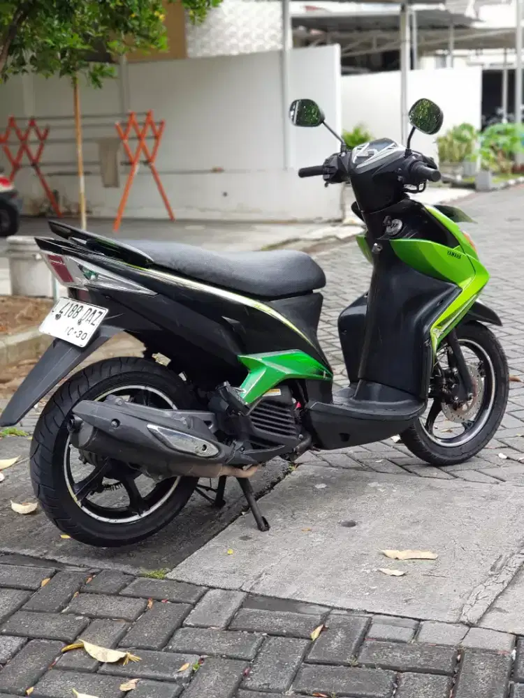 Yamaha Xeon 125 Plat L