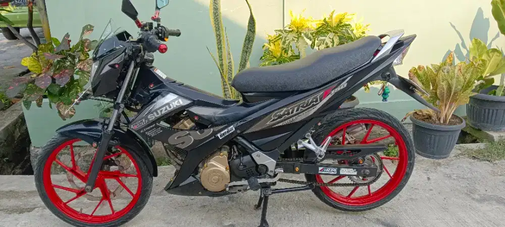 Suzuki Satria F 150cc thn 2014 mesin halus siap ngacir di Tangerang