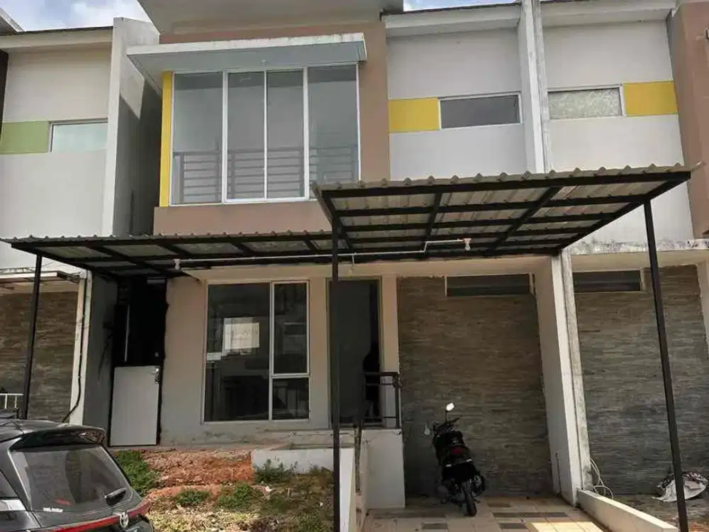 DIJUAL RUMAH BEVERLY GREEN 3 LANTAI ADA BASEMENT KOSONGAN