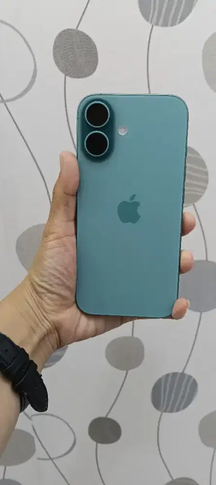 iPhone 16 128GB iBox garansi on