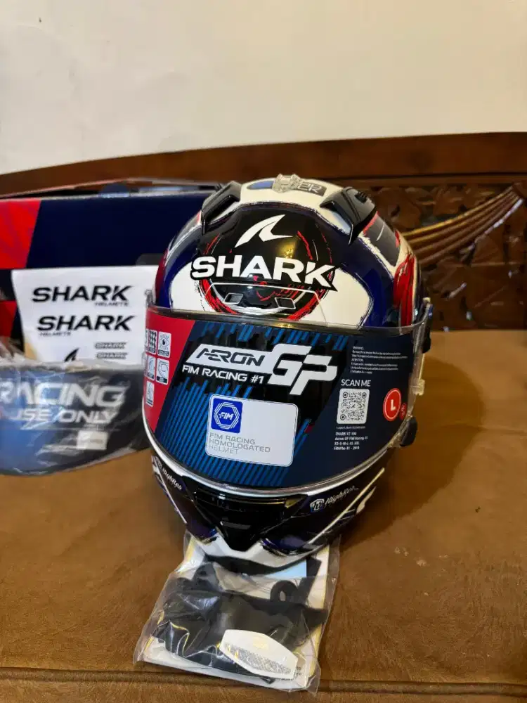 Shark Aeron GP FIM Firstlap
