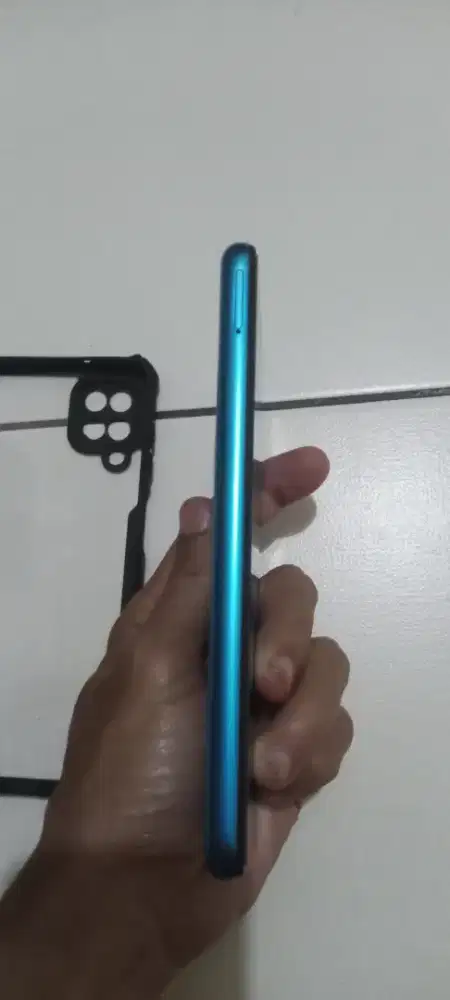 Samsung m12 ga bisa ff sama getar