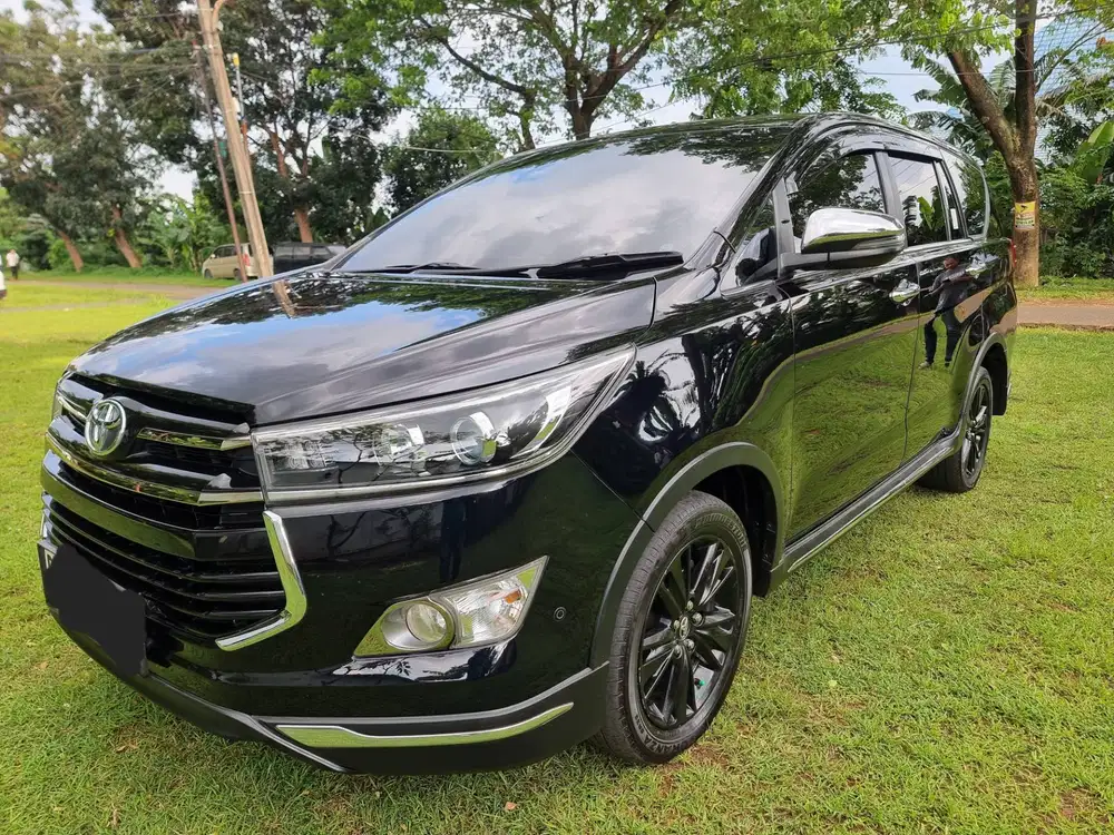 INNOVA VENTURER DIESEL MATIC 2019 BULAN 2 TGN1 KM LOW ORSINILAN MULUS
