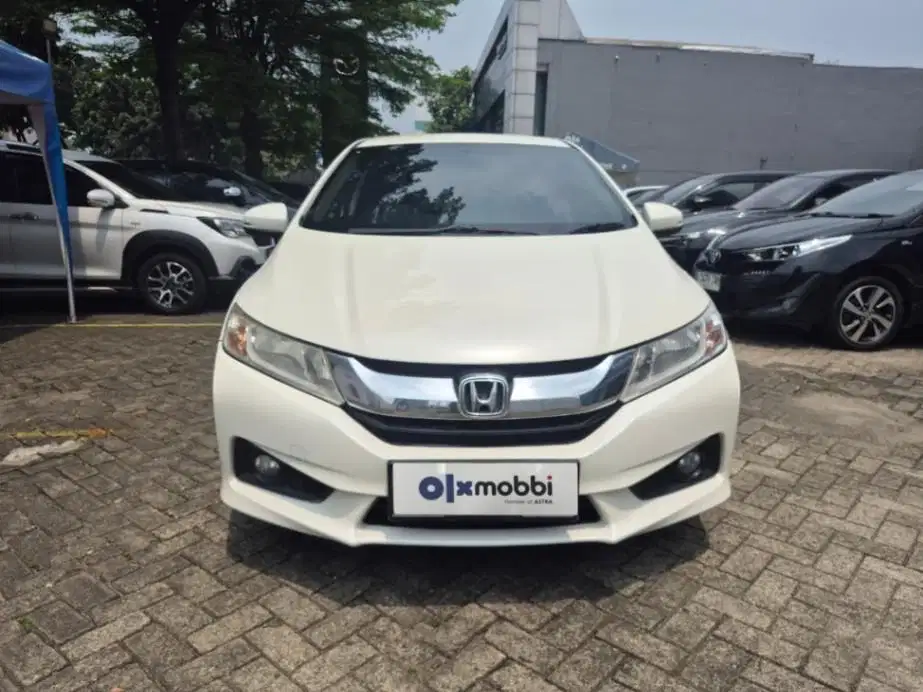 LOW DP Honda City 1.5 E Bensin-MT 2014 XLA