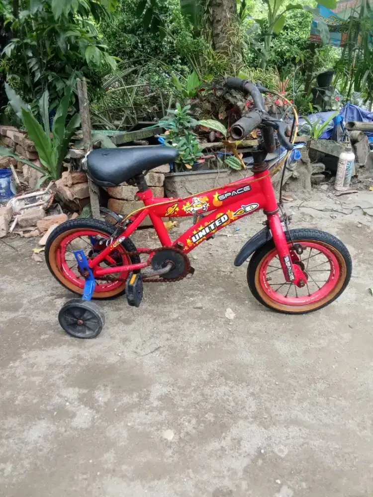 Sepeda2 anak 12 United