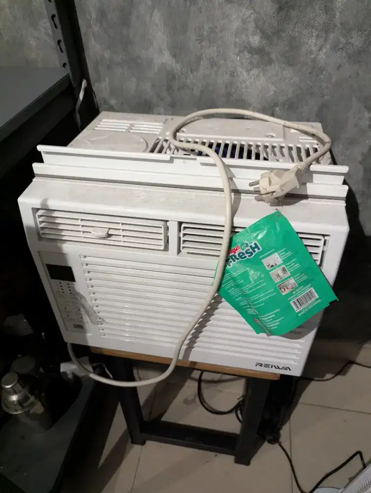 AC window reiwa 1/2 PK