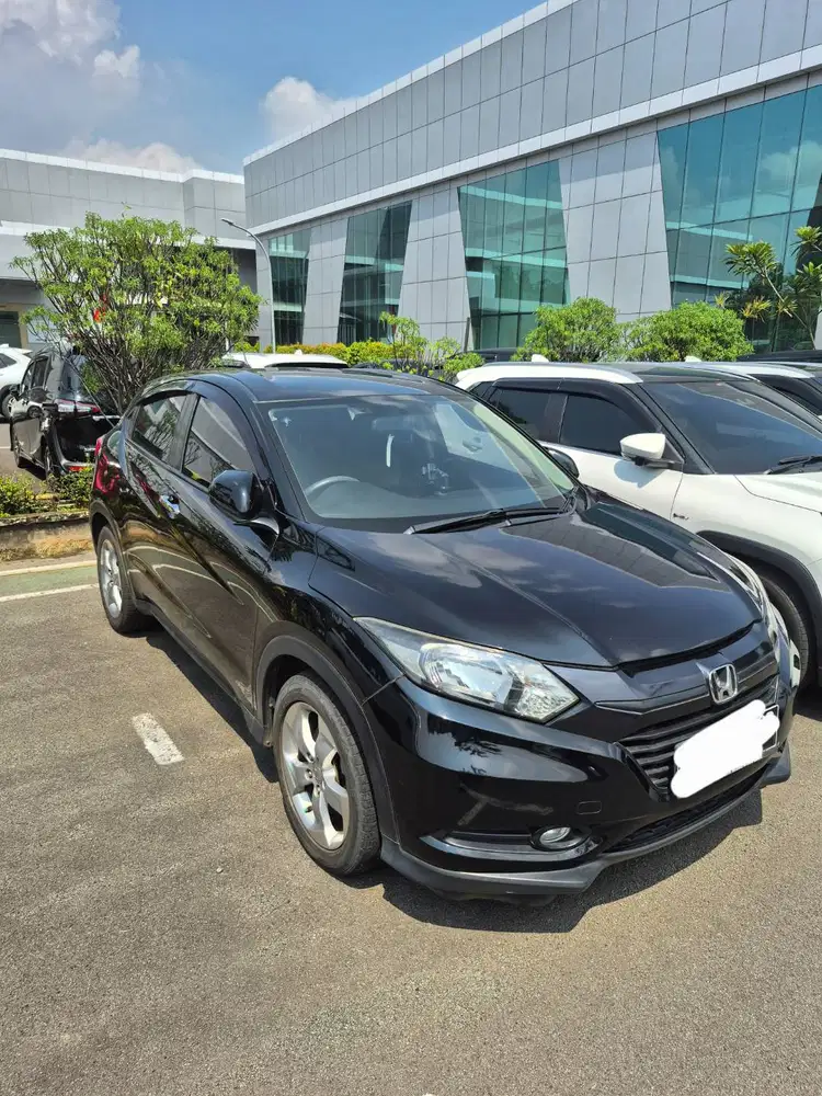JUAL CEPAT HRV E 2017 HITAM