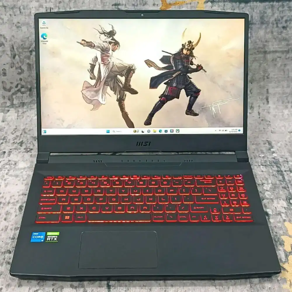 MSI Katana GF66 Core i7-12700H 16GB 1TB RTX 3070 8GB Full HD 240Hz