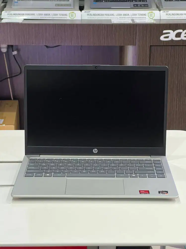 HP 14 EM0320AU / EM0321AU Ryzen 3 7320U 8GB SSD 512GB 14′′ FHD W11+OH2