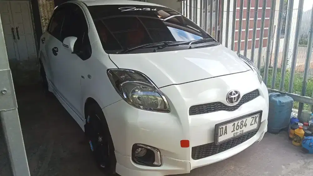 Garis type E 1.500 cc Tranmisi Manual tahun 2012