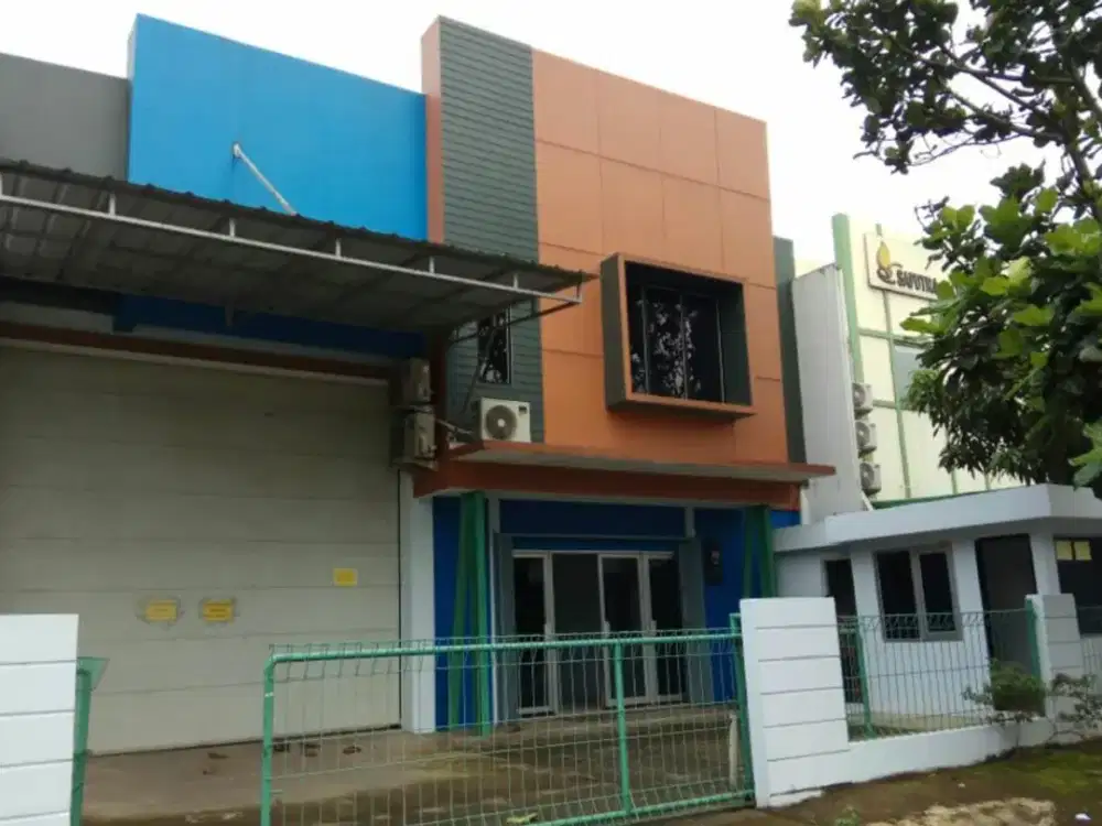DISEWAKAN Siap Huni Gudang Taman Tekno BSD Tangerang Selatan