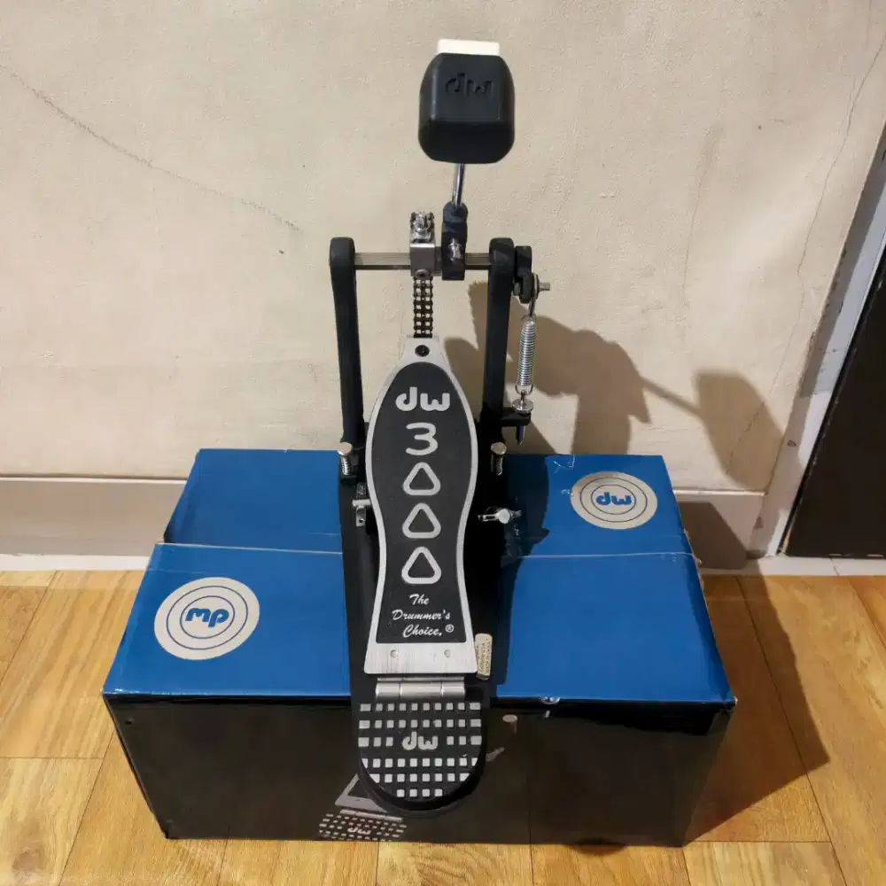 Brand New! DW 3000a Single Pedal Double Chain