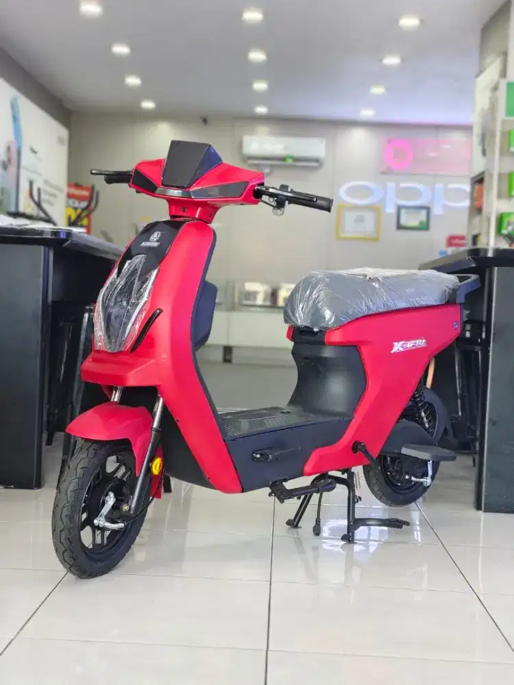 SEPEDA LISTRIK KREDIT MODAL KTP SAJA TANPA UANG MUKA SIAP ANTAR