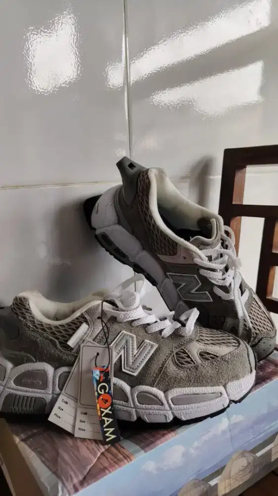 Sepatu New balance size 41 baru