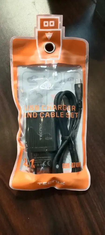 Tecnix CHR-074M USB Charger & Micro Cable Set