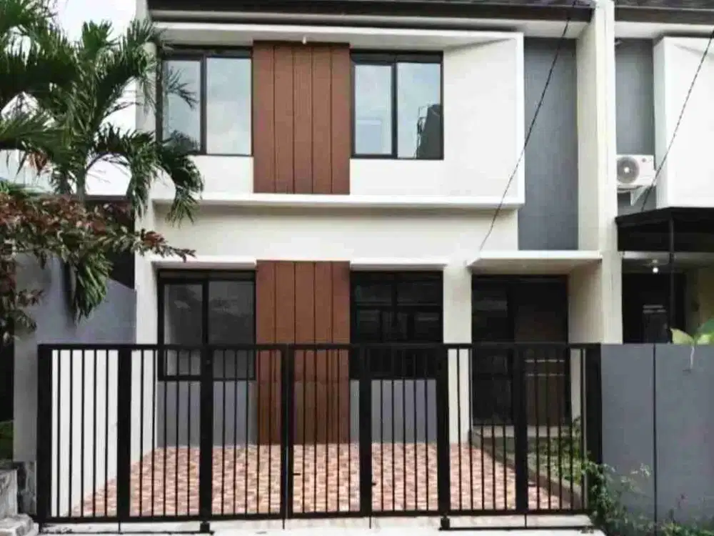 Rumah Baru Siap Huni di Komplek Antapani