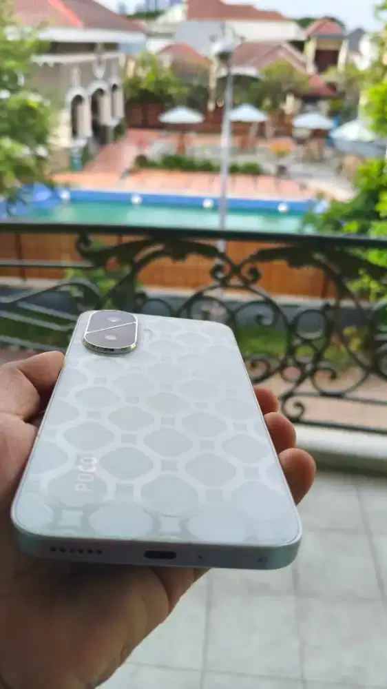 Xiaomi Poco F7 White 12/512 Muluss Garansi msi Lama