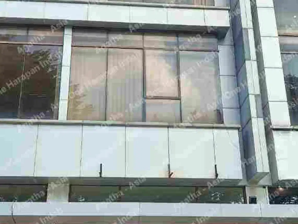 Ruko Avenue 3lantai JGC Jakarta Garden City Cakung dijual rugi bawah harga pasar, lokasi strategis