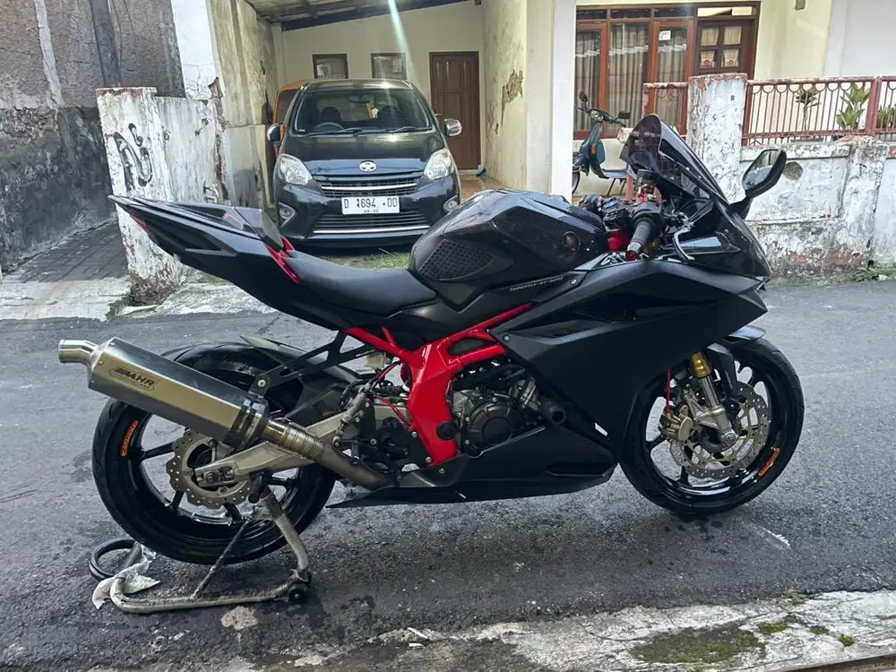 Motor Cbr 250 rr tahun 2018