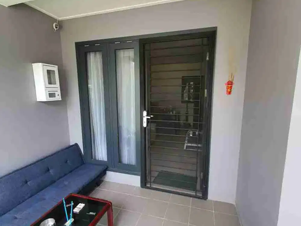 Rumah 2 Lantai Baroni Gading Serpong Full Bangunan – 2,2M Nego