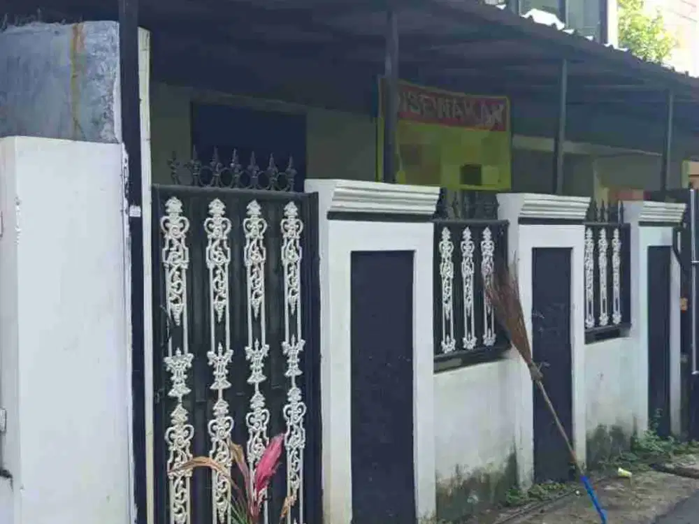 Disewakan Rumah Strategis Siap huni di Tebet Jakarta Selatan