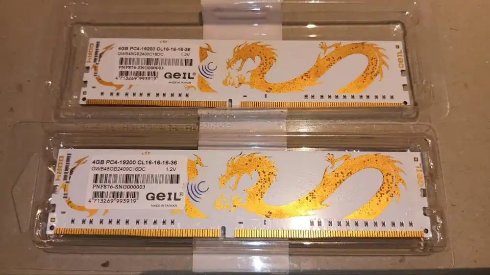 RAM DDR4 8GB PC4-19200 merek GEIL