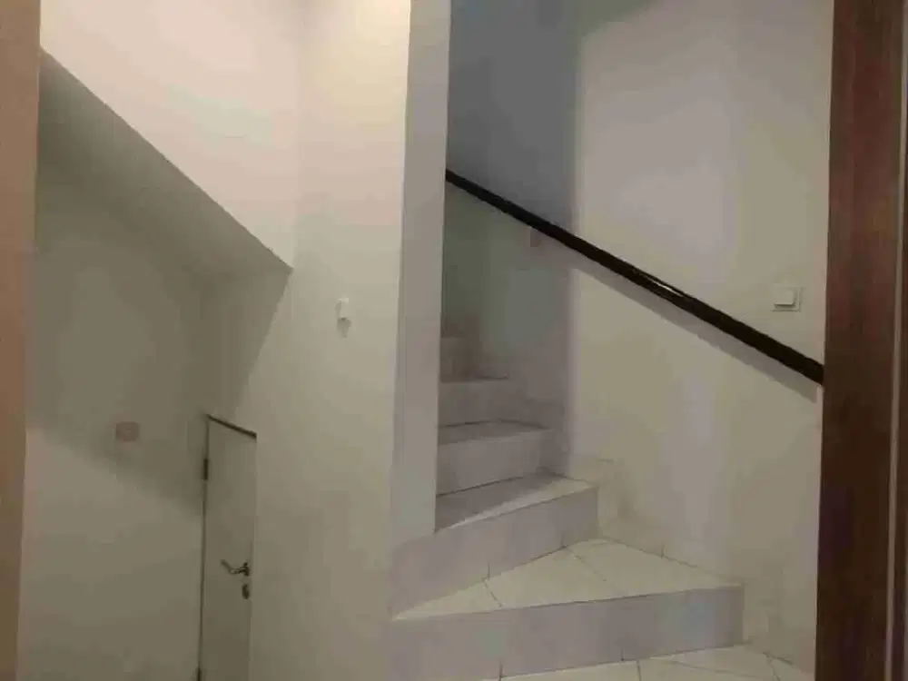 Turun 120JT! Dijual Rumah Cluster Malibu Village Gading Serpong Full Renov – 1,98M Nepis