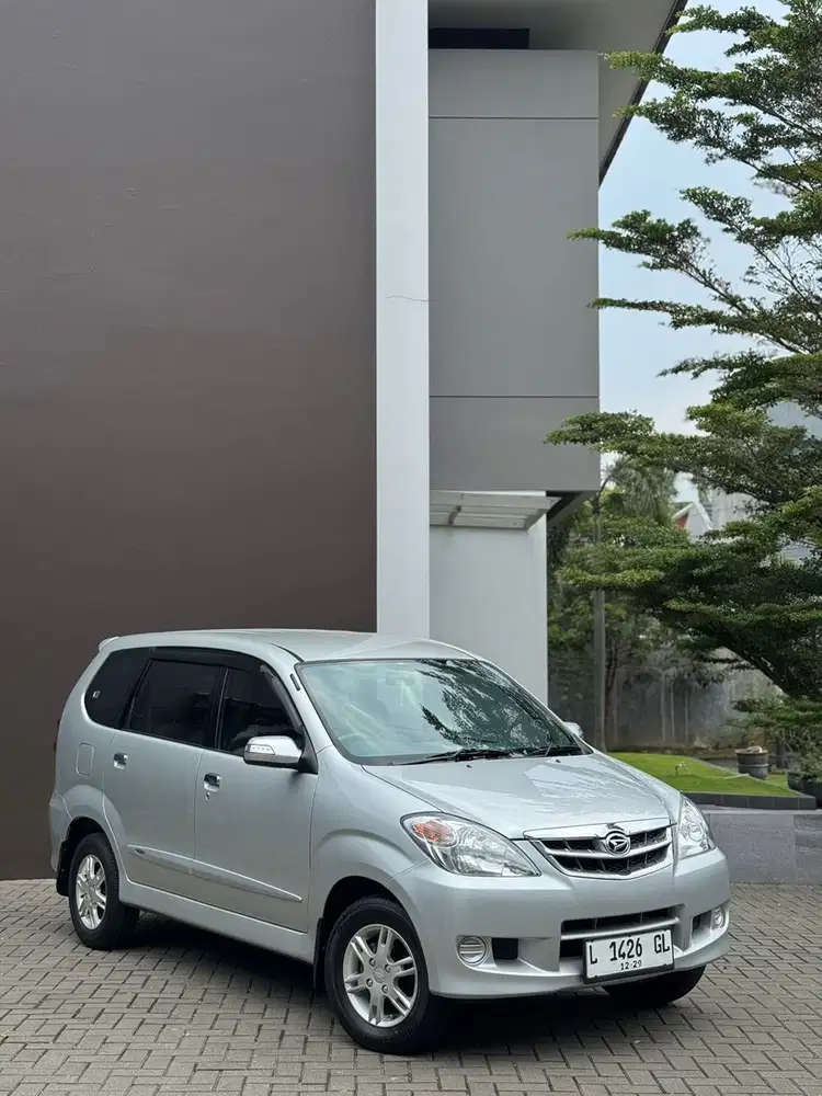 Daihatsu Xenia 2009 Bensin