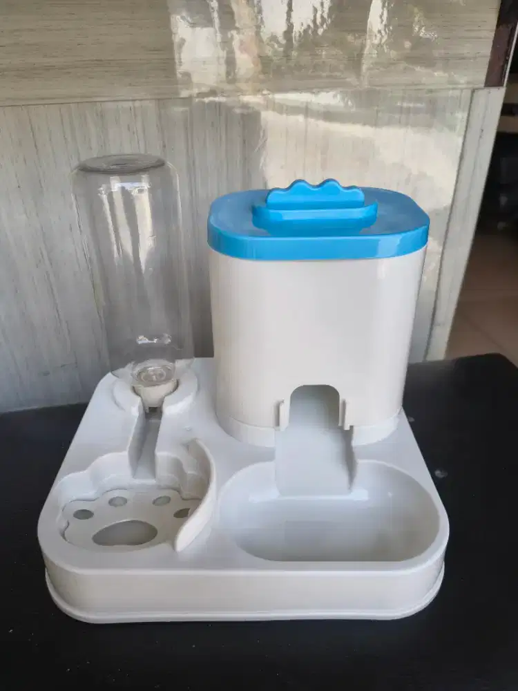 tempat makan minym kucing kelinci