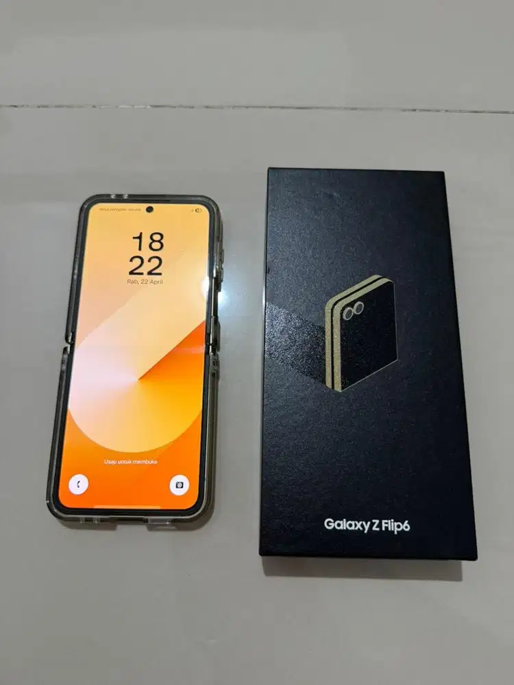 Samsung Flip 6 12/256