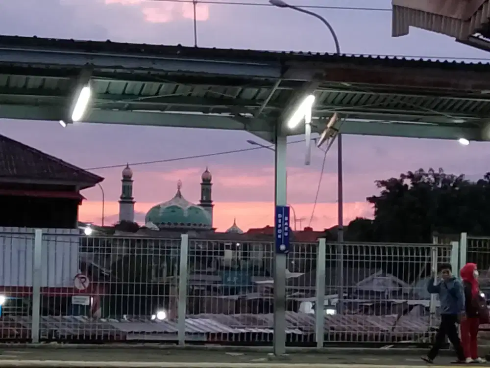 Urgent supir dan art