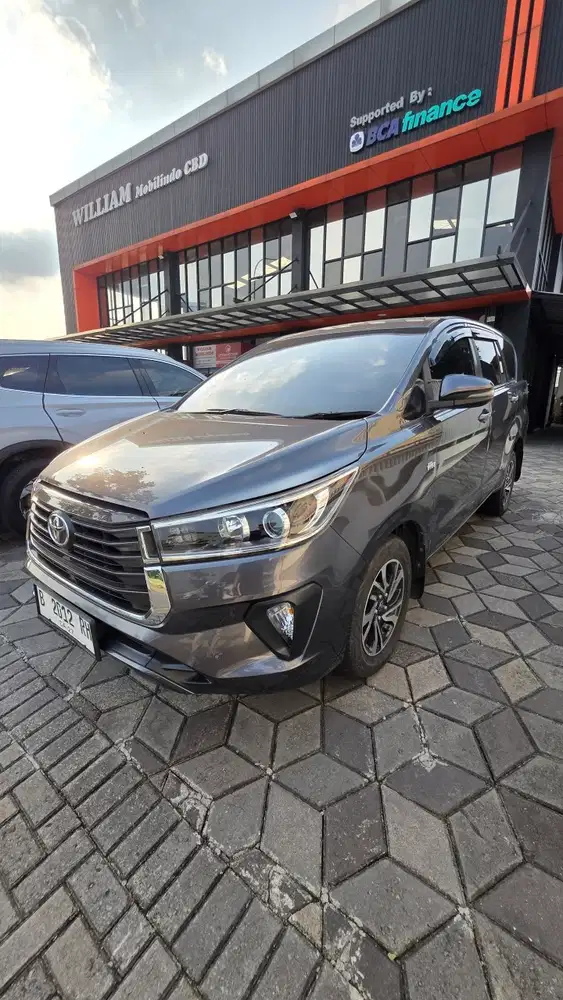 Toyota Innova Reborn V 2.0L A/T 2022