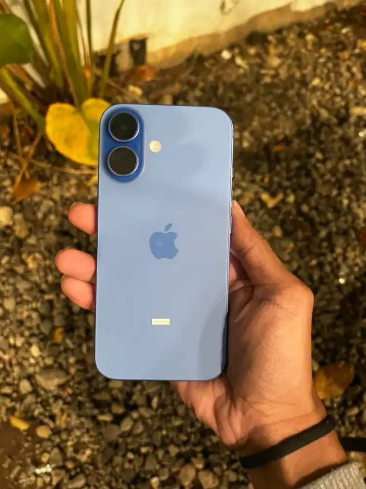 iPhone 16 128 garansi ON