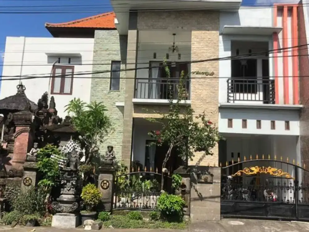 RUMAH 2 LANTAI DI PERUM DALUNG PERMAI BADUNG