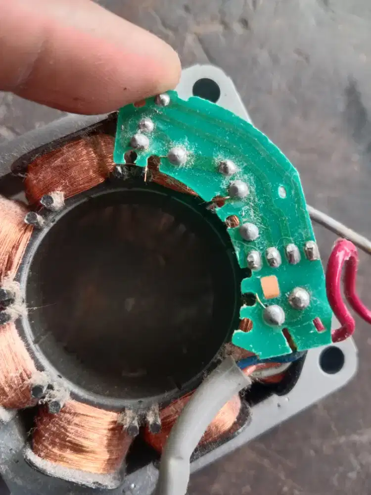 Asisten Mekanik / Helper