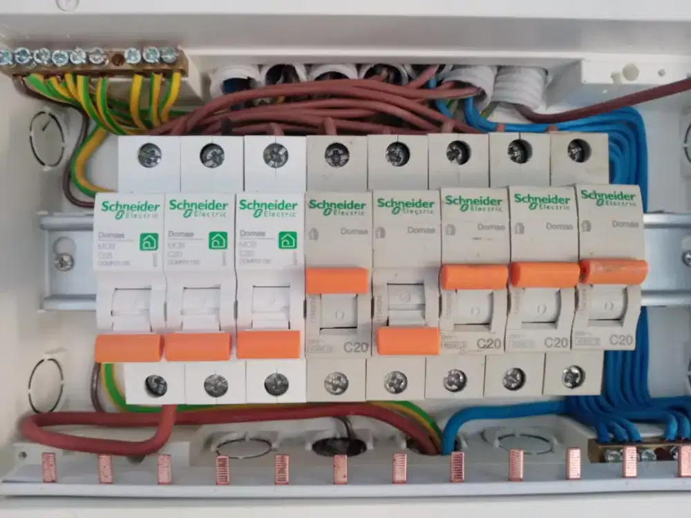 Perbaikan instalasi listrik 24jam