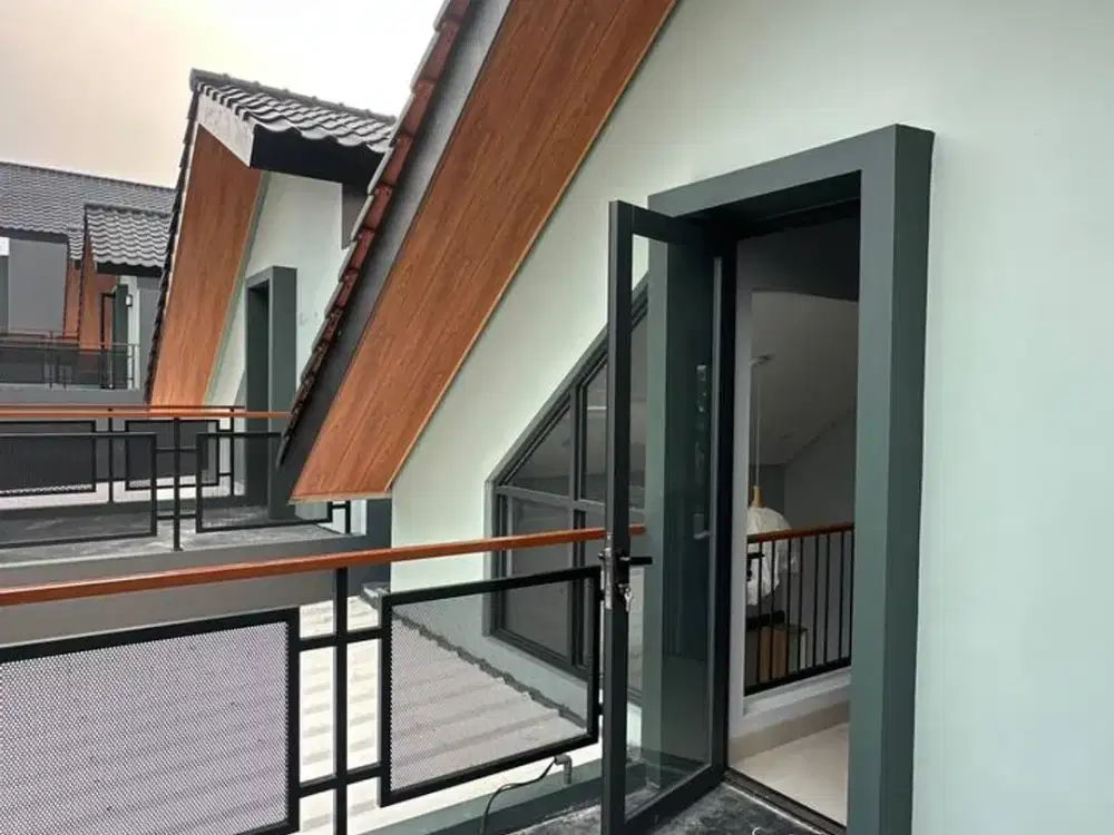 Cluster jepang 3 Kamar Mezzanine Dekat pintu tol Desari Pancoran mas depok