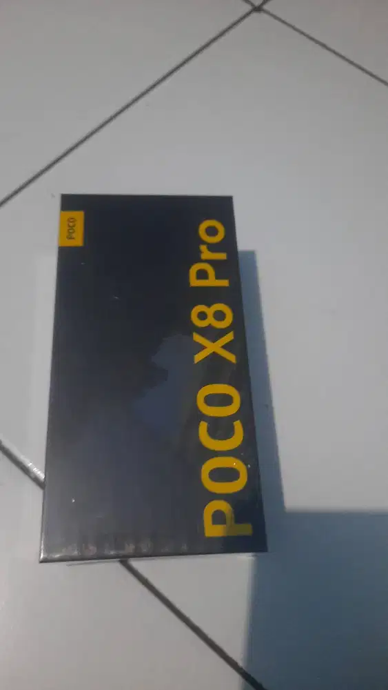 POCO X8 PRO 12/512 ( WARNA HITAM ) MASIH DI BOX BELUM DIBUKA