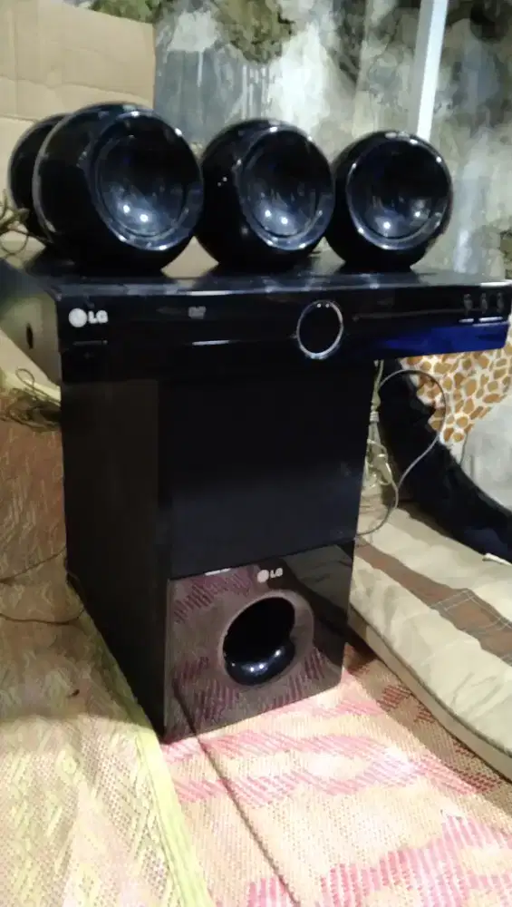 Homteater LG HT kondisi normal