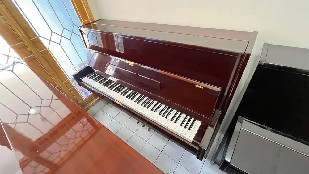 Piano Hsinghai Upright