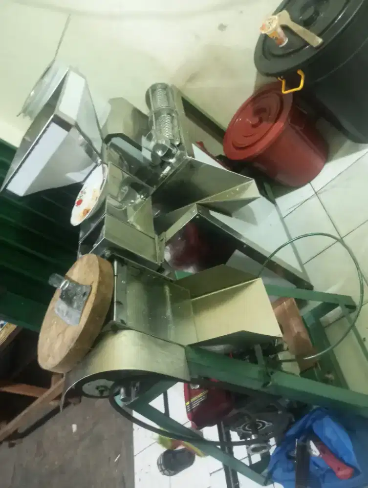 Mesin peras kelapa lengkap