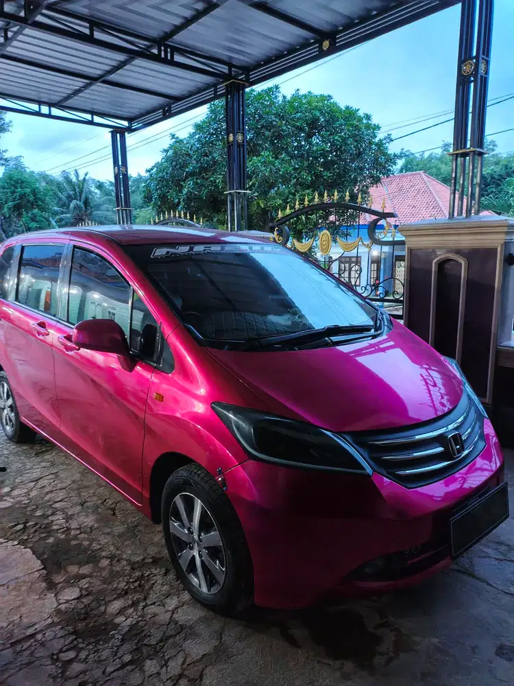 Honda Freed 2011 Bensin