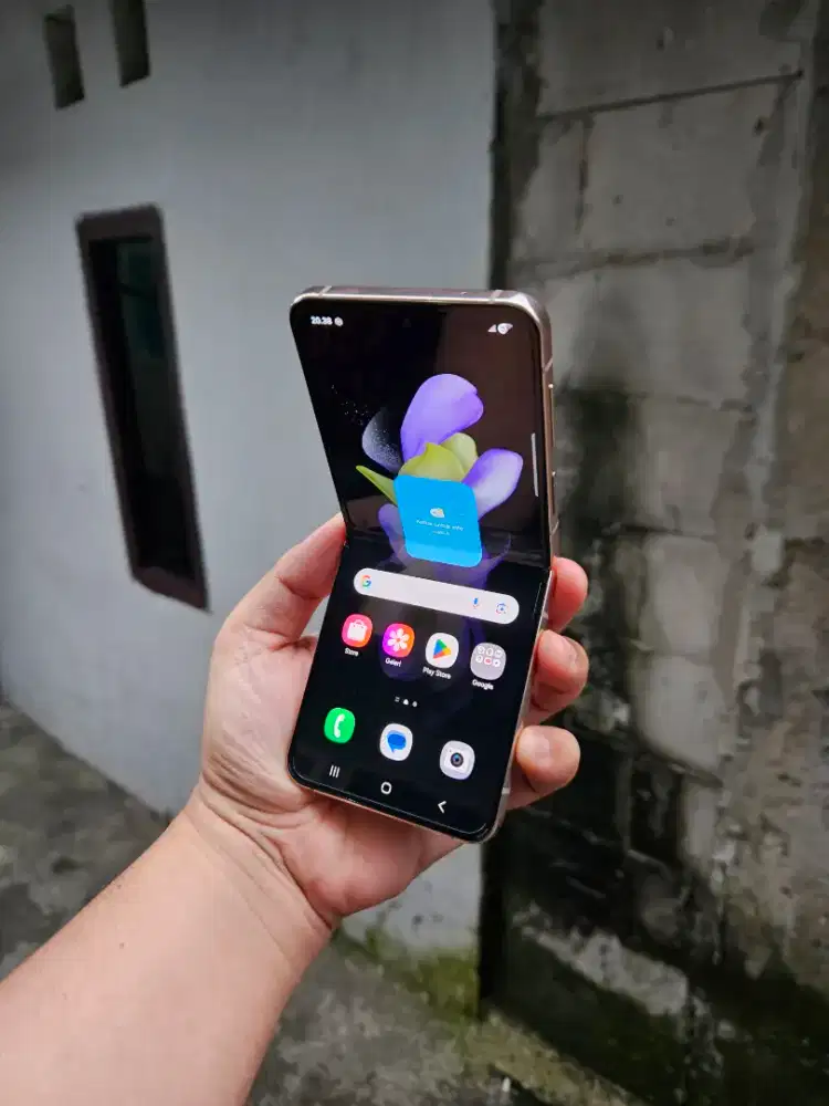 Samsung Z flip 4 5G 8/256