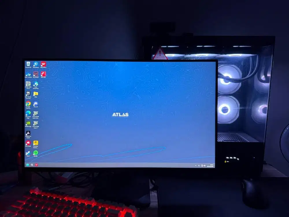 PC + MONITOR RYZEN 7 7800X3D TRAY