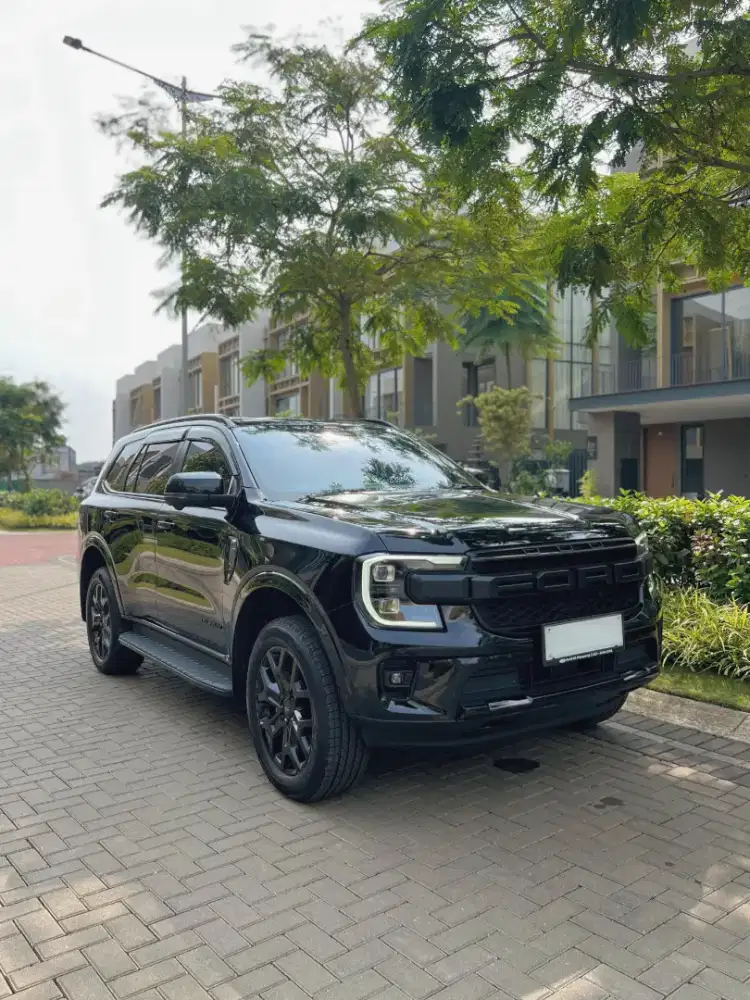 FORD EVEREST TITANIUM 2.0 Bi-Turbo 4WD — 2024
